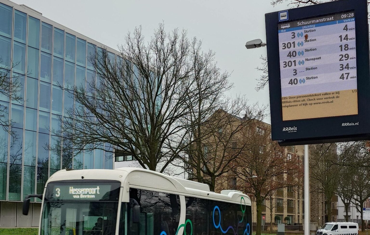 plaatsing-nieuwe-digitale-informatieborden-bij-bushaltes-vertraagd